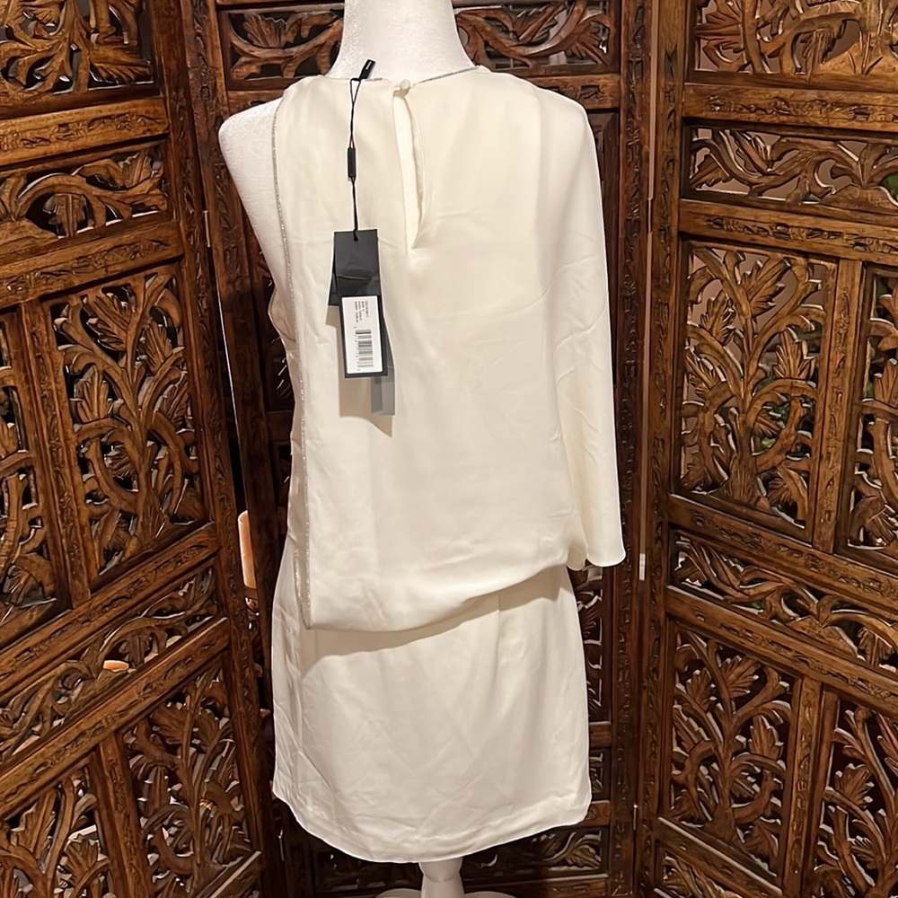 HALSTON - Picture 5 of 9